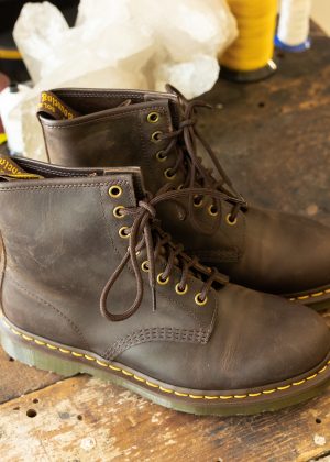 1460 Crazy Horse Dark Brown 8 Eyelet Boot