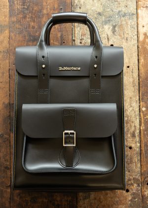 Dr Martens★SMOOTH LEATHER WEEKENDER BAG★BLACK Smooth Leather Weekender Bag in Black | Dr. Martens
