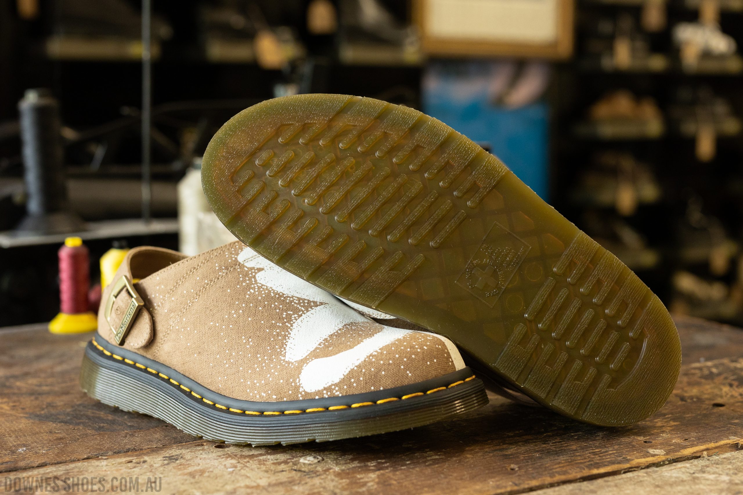 Isham Vegan Savannah Tan Floral Hemp Canvas