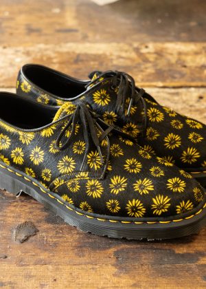 サンダル Dr. Martens George Flower Hair On Jorge Flower Hair On Made in England Mule — Downes