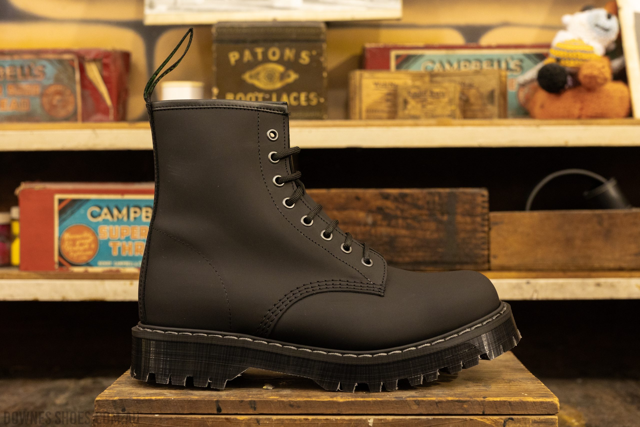 Solovair Platform Zip 8-Eye Derby Boot Black Greasy — Downes