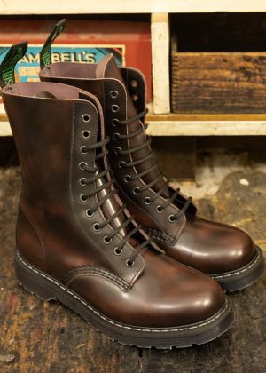 Solovair 11-Eye Derby Burgundy Rub-Off