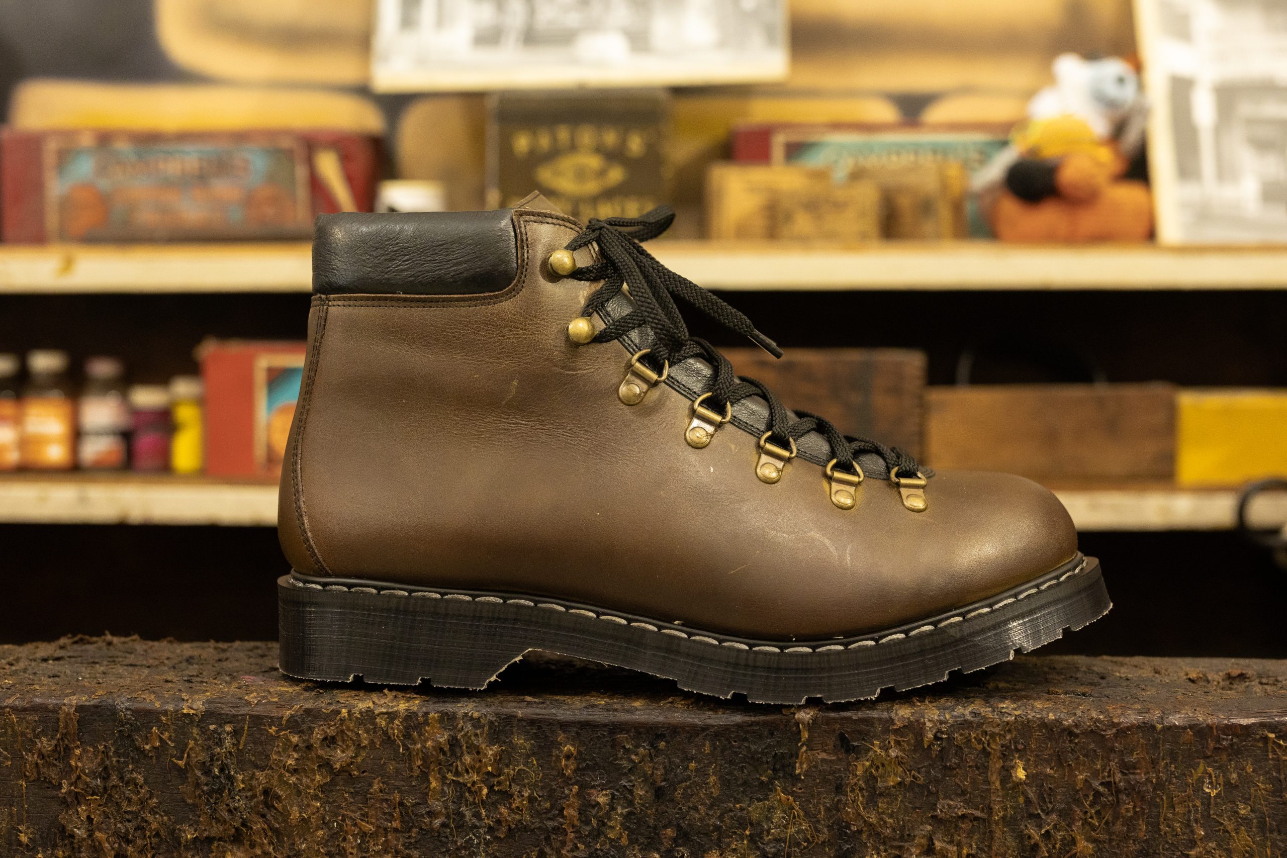 Solovair Hiker Boot Gaucho Crazy Horse