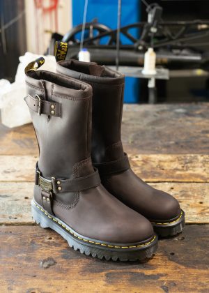 Anistone Hi Dark Brown Waxy Pull On Boot