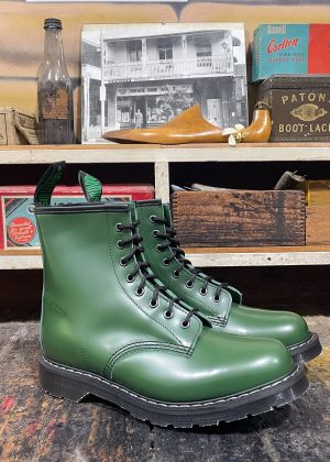 Solovair 8-Eye Derby Boot Green Hi-Shine