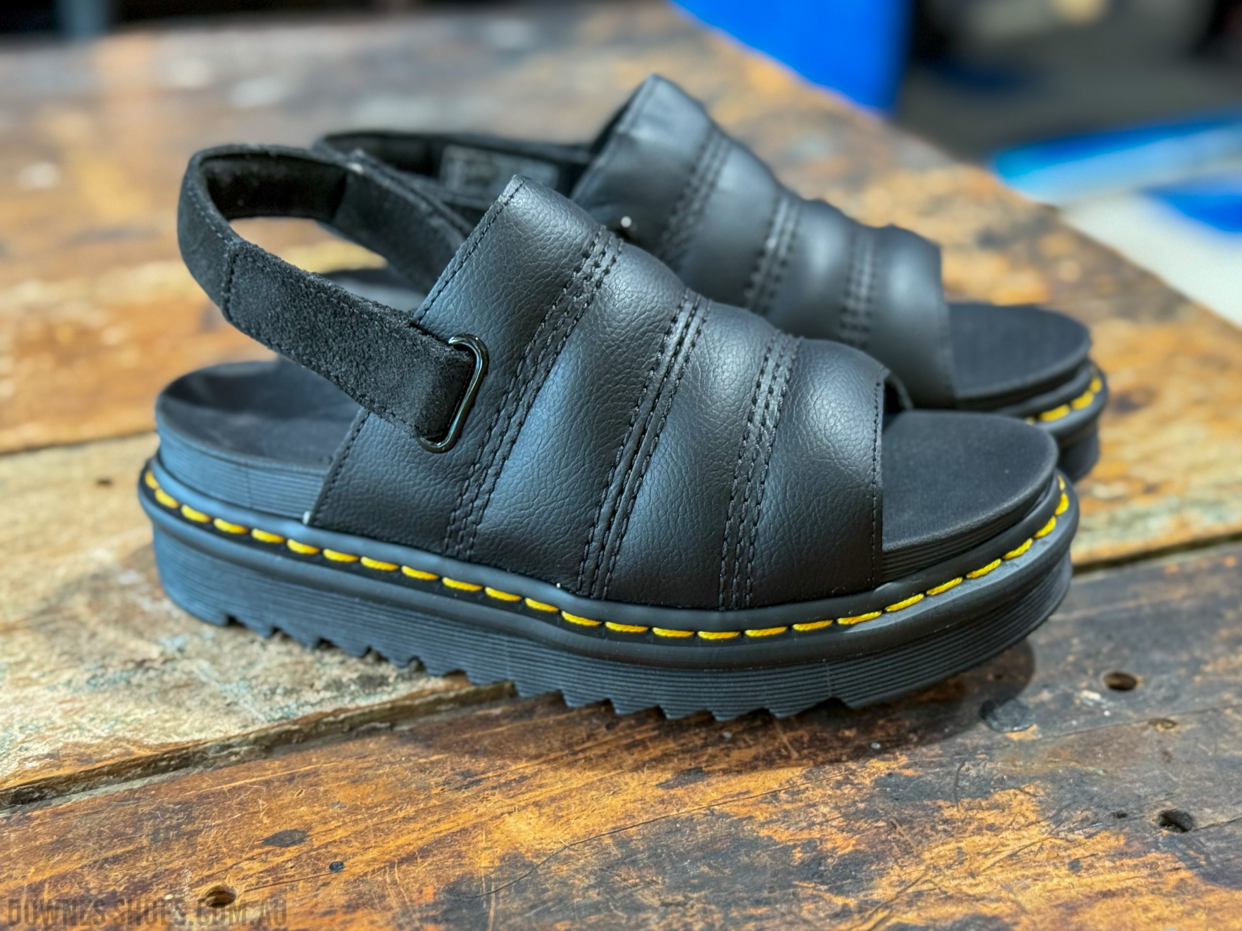 【Dr. Martens】KOLE Athena Leather Strap Sandals Kole Athena leather strap sandals in Black | Dr. Martens