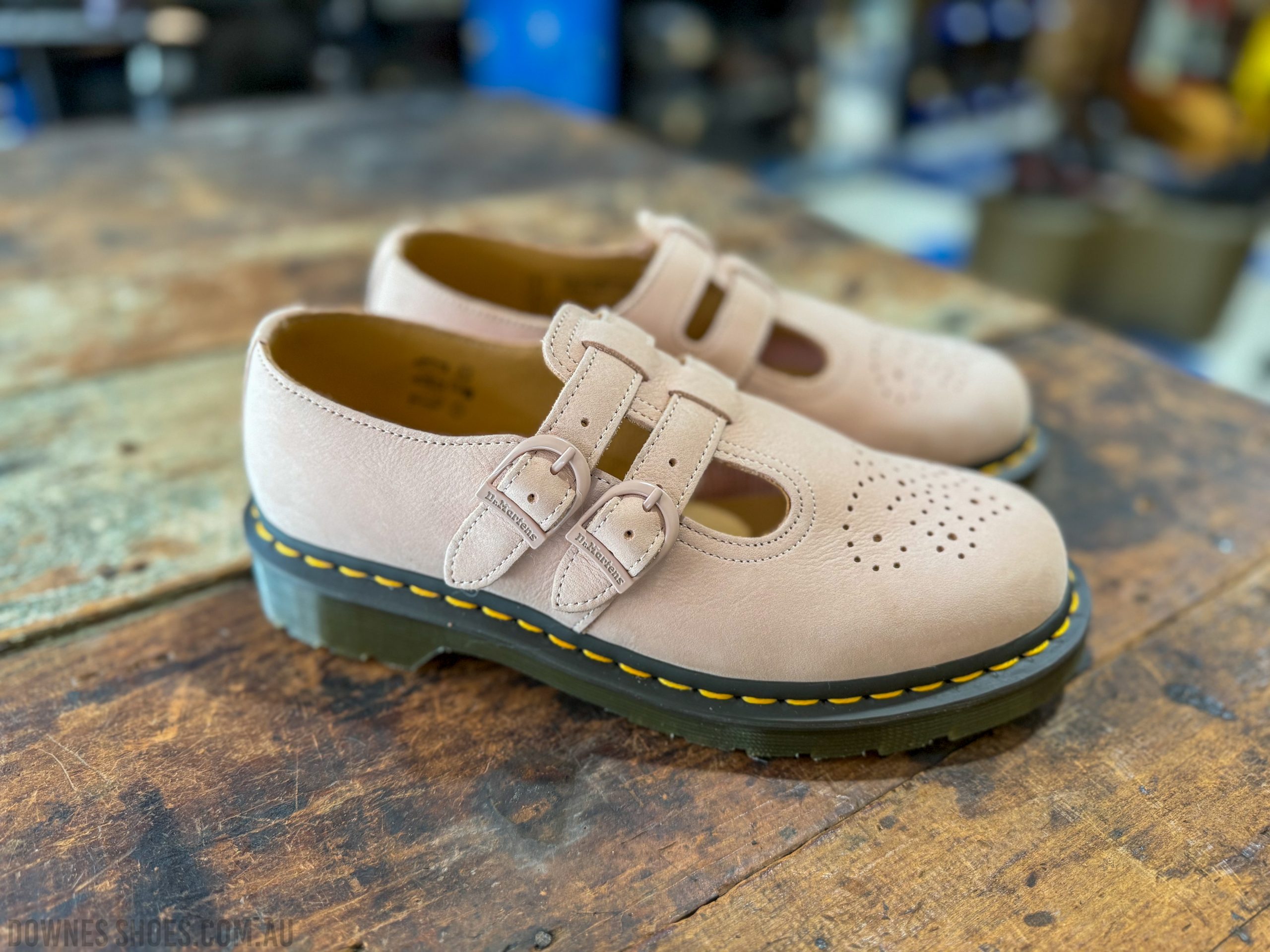 8065 Mary Jane Nubuck Powder Pink