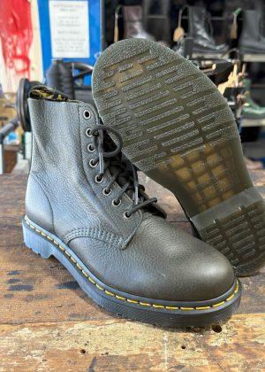 1460 Pascal Forest Green Ambassador