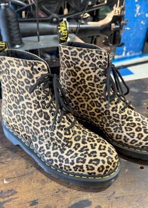 1460 Pascal Leopard Light Tan Hair On