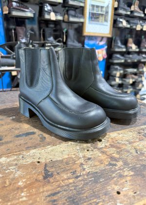 Dr. Martens Vintage 8465 Chelsea Boot