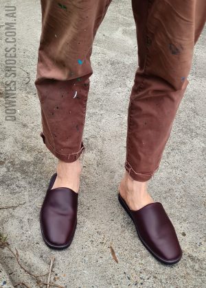 Globe Gillette Mule Oxblood