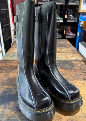 Buzz Hi Boot Milled Gloss Black
