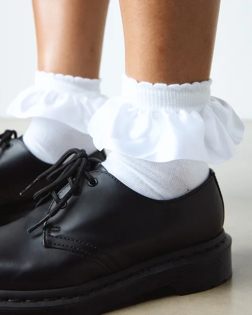 Dr Martens Frill Sock White Satin